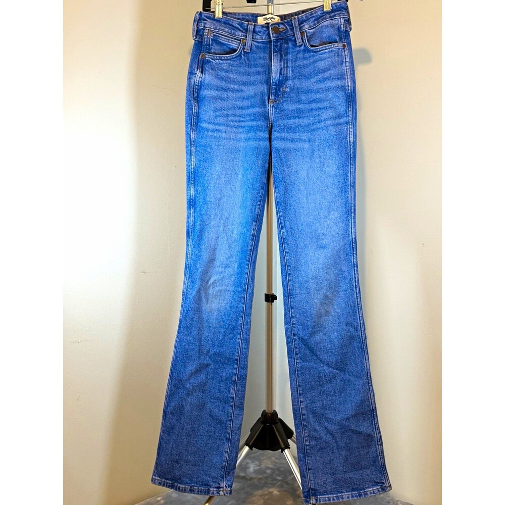 Wrangler Retro Women's High Rise Bootcut Jeans Blue Denim Medium Wash 5-Pocket